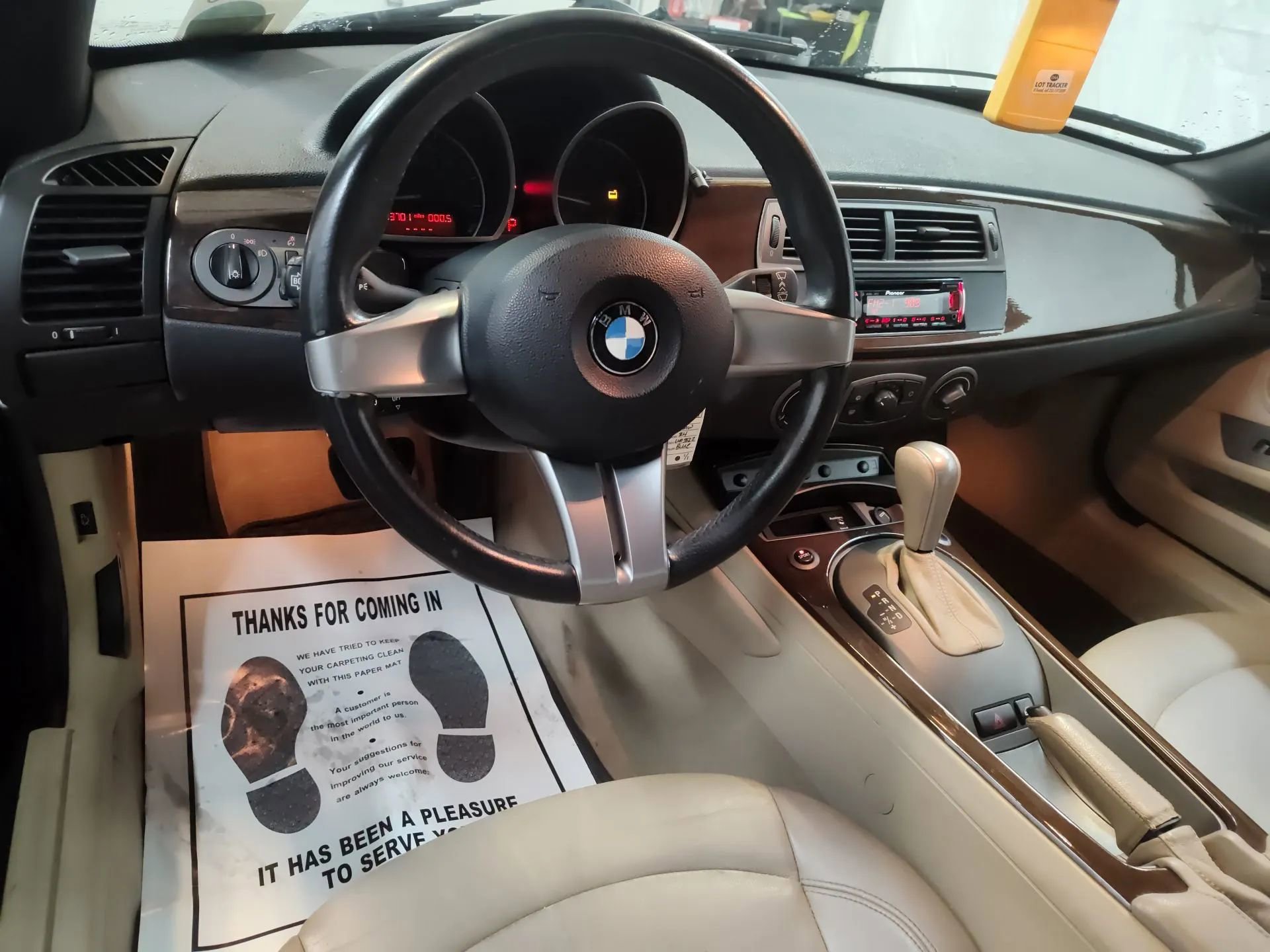 Used 2003 BMW Z4 3.0i image 6