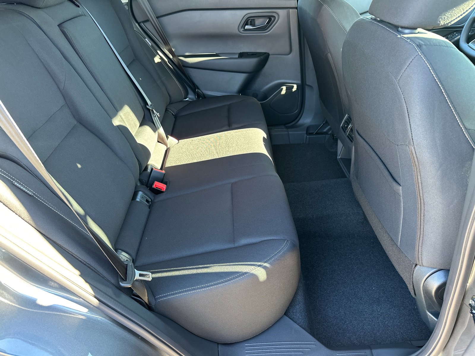 New 2026 Nissan Rogue S image 15