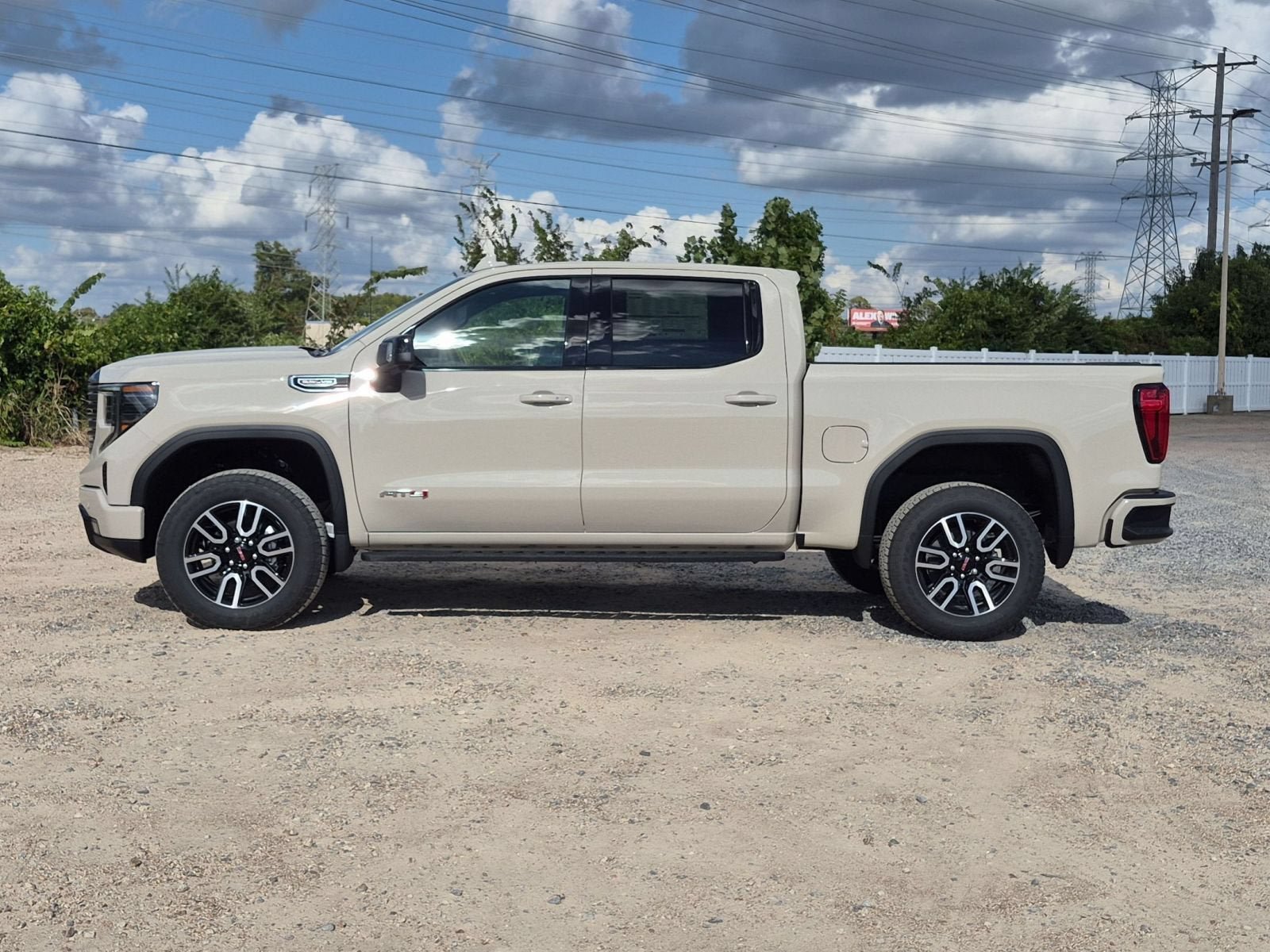 New 2026 GMC Sierra 1500 AT4 w/ AT4 Premium Package AWD/4WD image 2