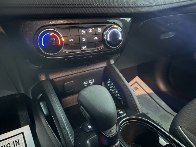 Used 2025 Chevrolet TrailBlazer LT image 27