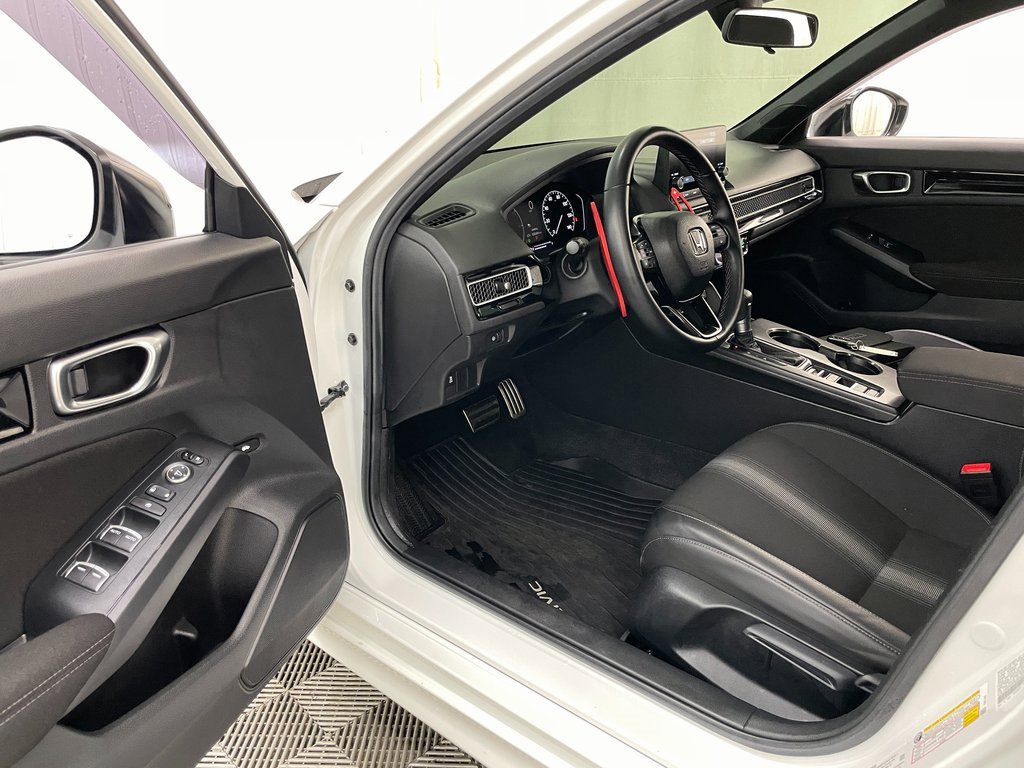 Used 2025 Honda Civic Sport image 18