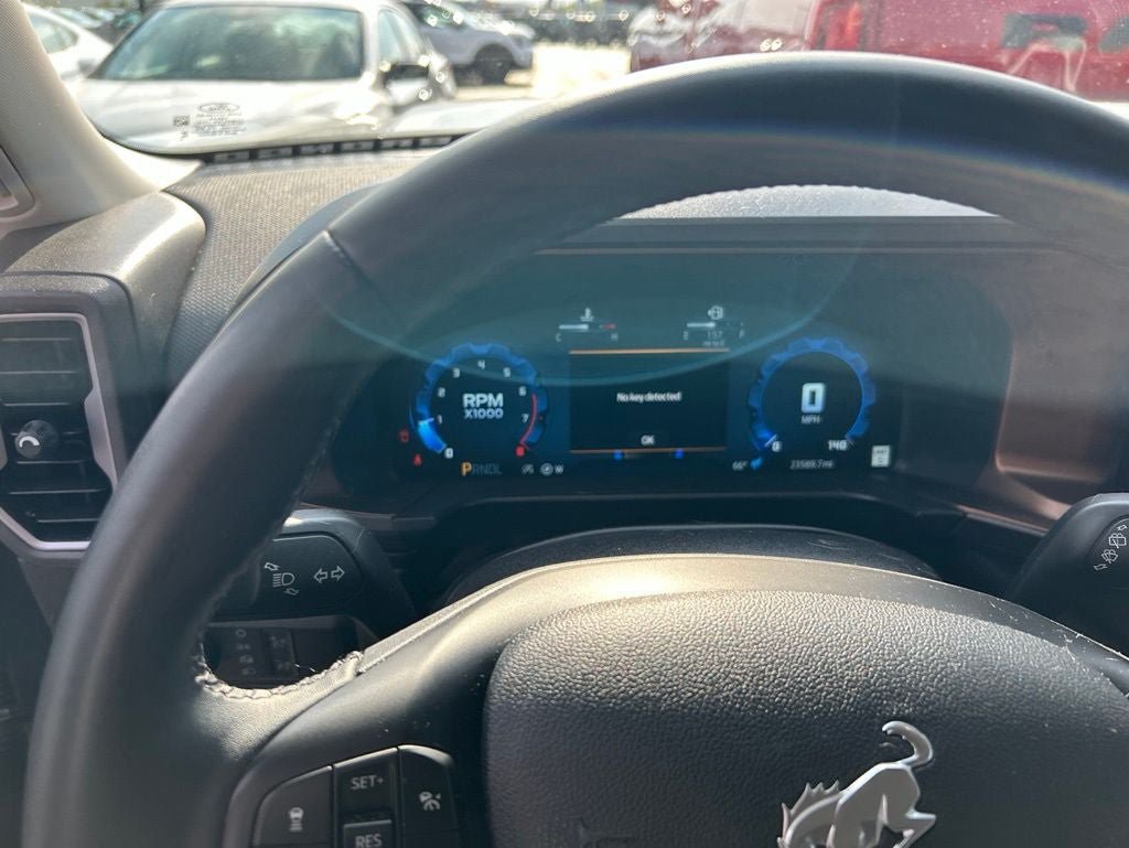 Used 2025 Ford Bronco Sport Outer Banks w/ Outer Banks Tech Package+ AWD/4WD image 6
