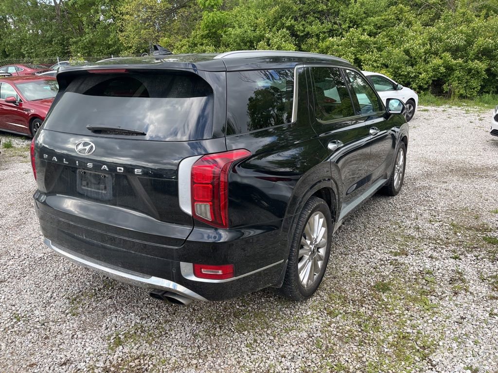 Used 2020 Hyundai Palisade Limited w/ Winter Weather Package FWD image 5