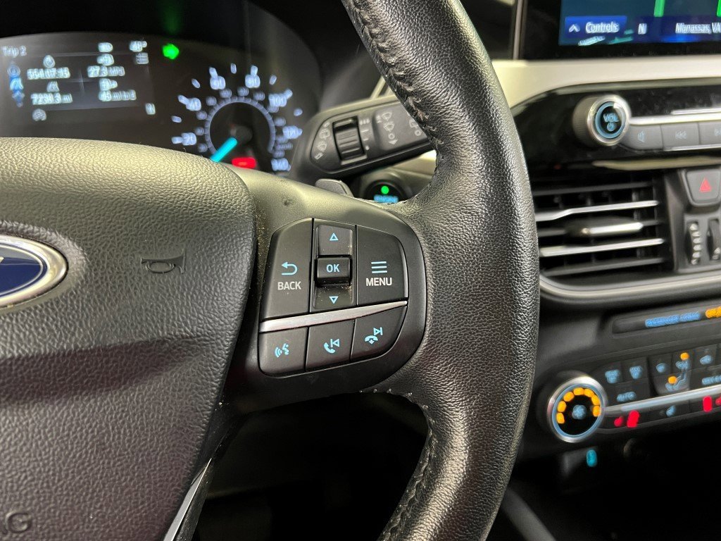 Used 2020 Ford Escape SEL image 31