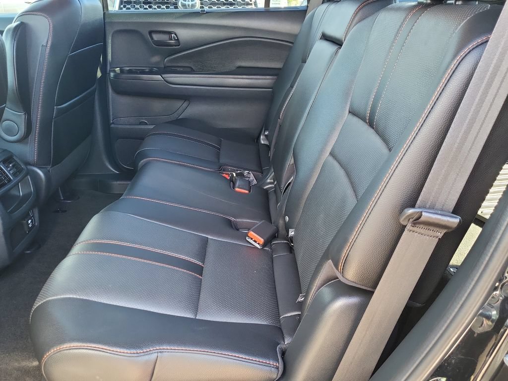 Used 2023 Honda Passport TrailSport image 14