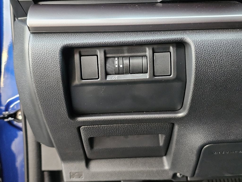 Certified 2025 Subaru Impreza 2.0i Sport image 27