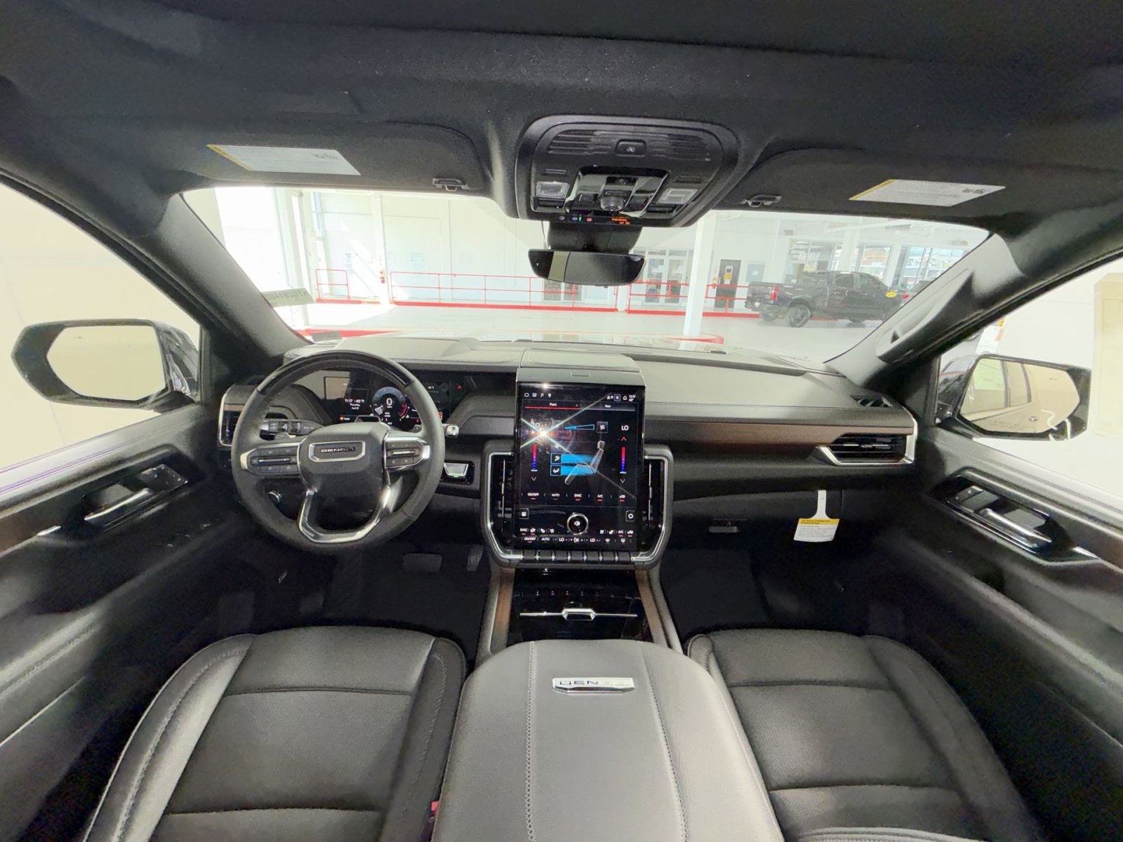 New 2026 GMC Yukon XL Denali w/ Denali Reserve Package image 23