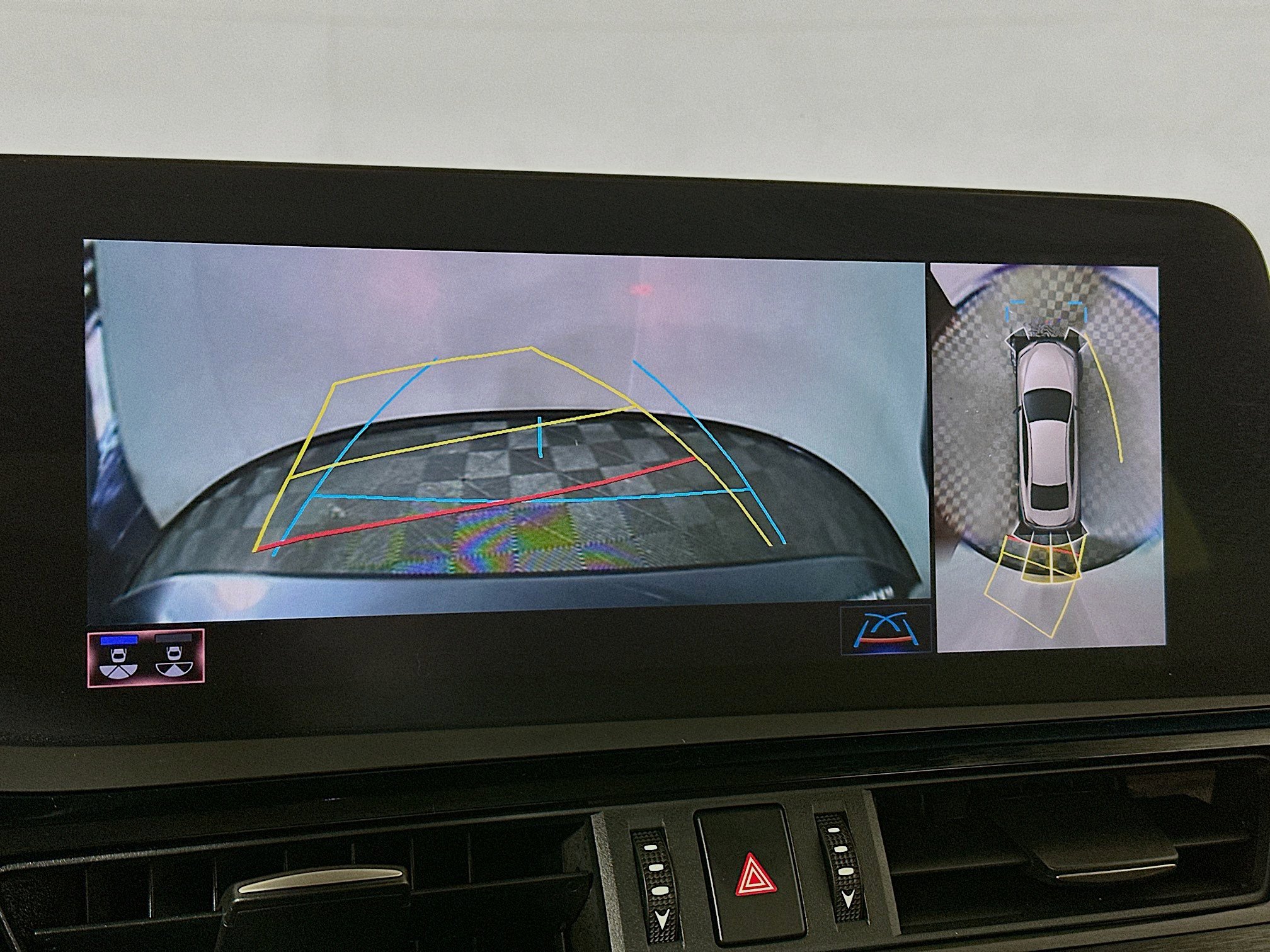 Used 2022 Lexus ES 300h w/ Accessory Package image 14