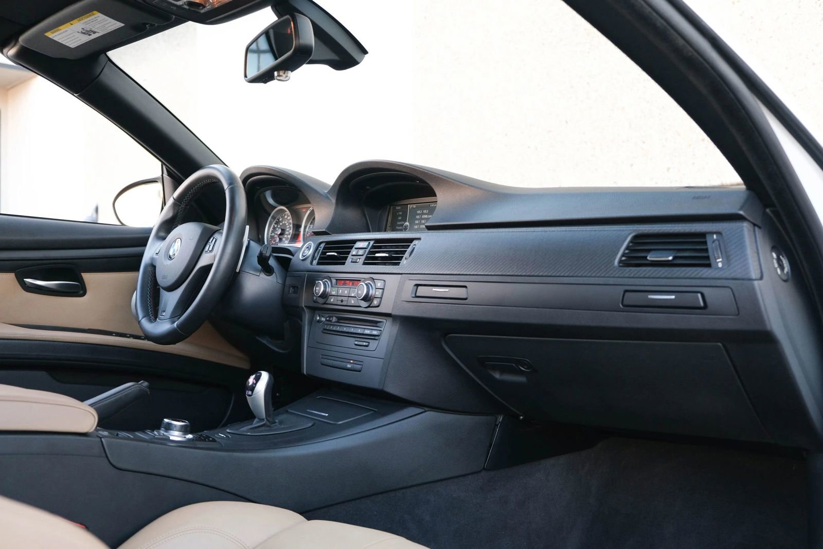 Used 2013 BMW M3 Convertible image 26