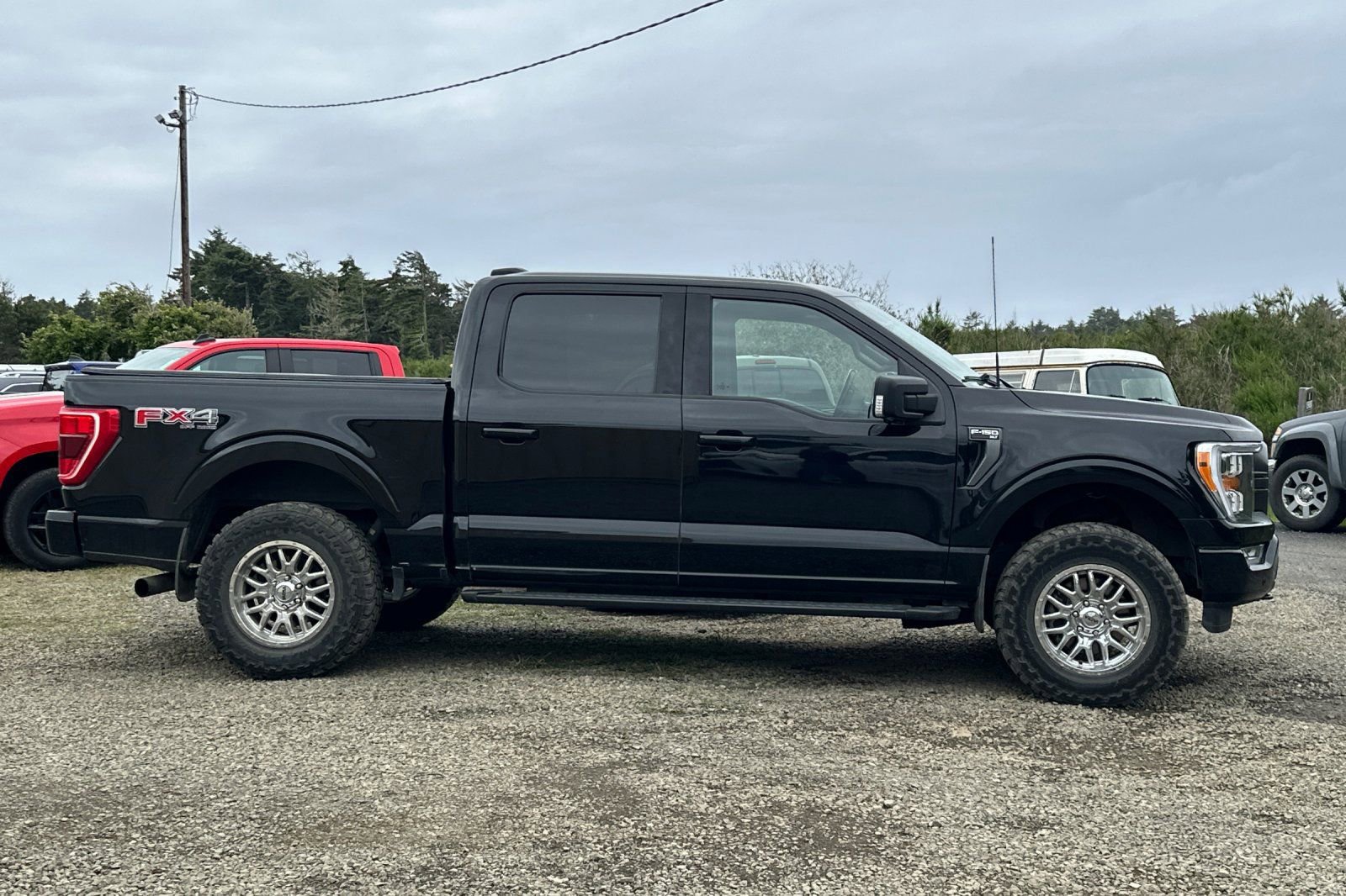Used 2021 Ford F150 XLT w/ Equipment Group 302A High AWD/4WD image 4