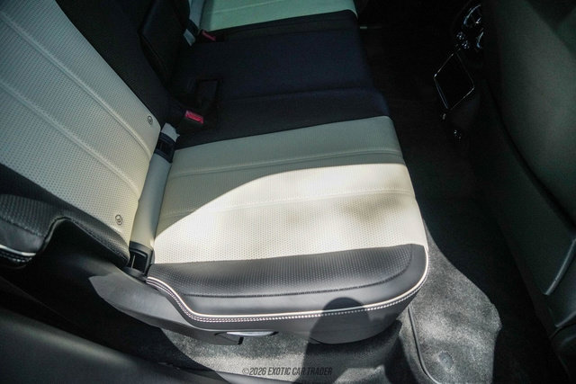 Used 2021 Bentley Bentayga AWD/4WD image 83