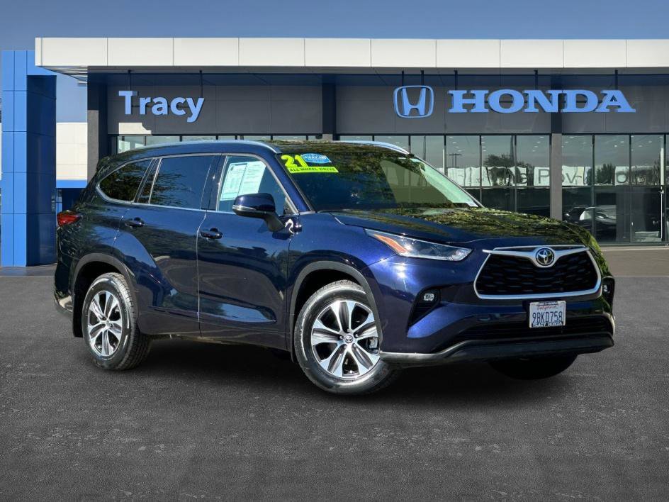 Used 2021 Toyota Highlander XLE
