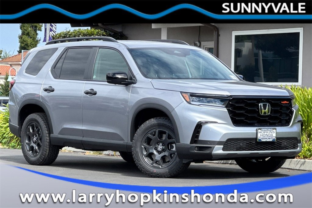 New 2025 Honda Pilot TrailSport