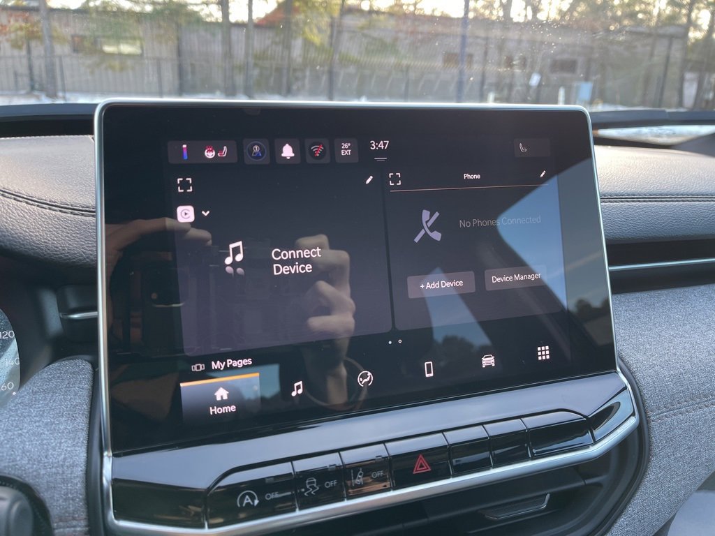 Certified 2024 Jeep Compass Latitude image 7