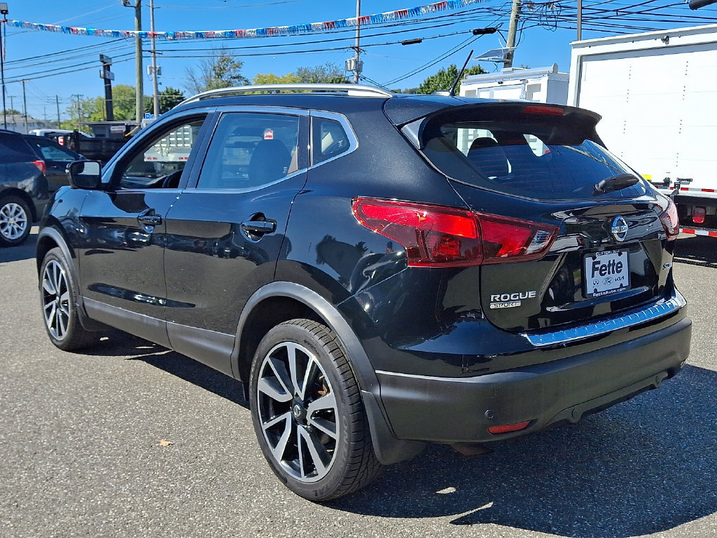 Used 2019 Nissan Rogue Sport SL w/ Premium Package AWD/4WD image 7