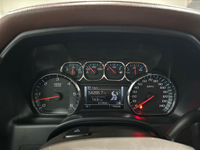 Used 2015 Chevrolet Silverado 1500 High Country w/ High Country Premium Package AWD/4WD image 42
