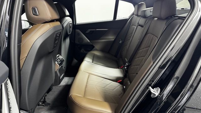 New 2026 BMW i5 eDrive40 w/ M Sport Package image 16