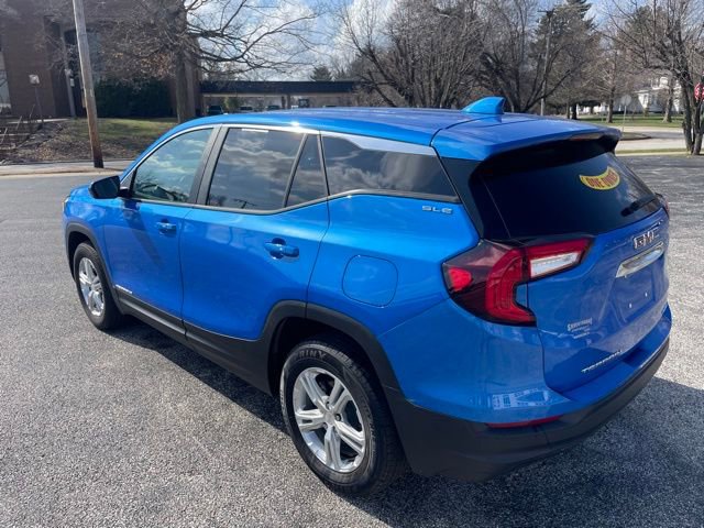 Used 2024 GMC Terrain SLE image 7