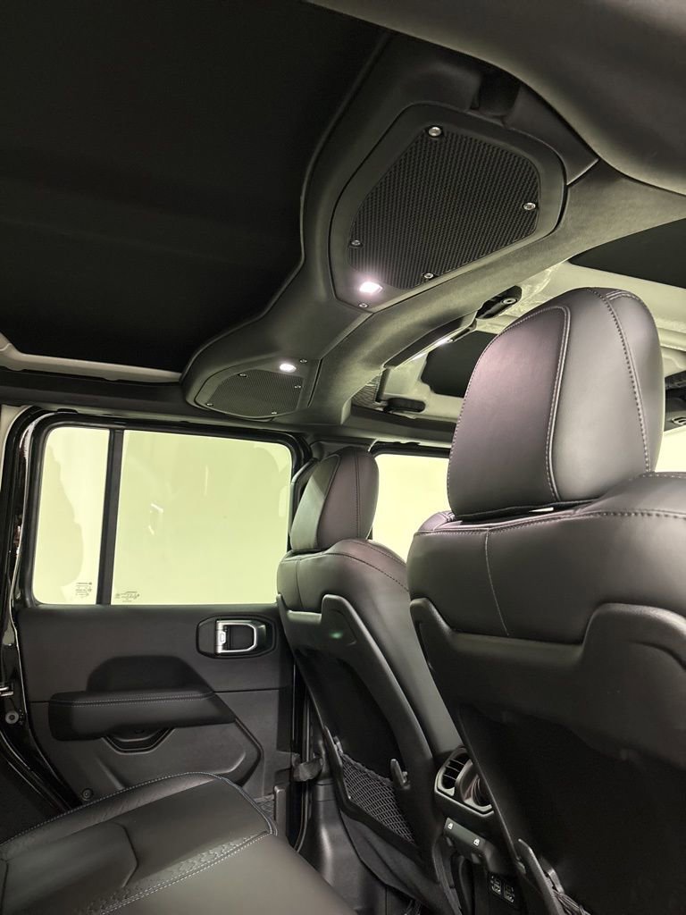 Used 2024 Jeep Wrangler High Altitude image 39