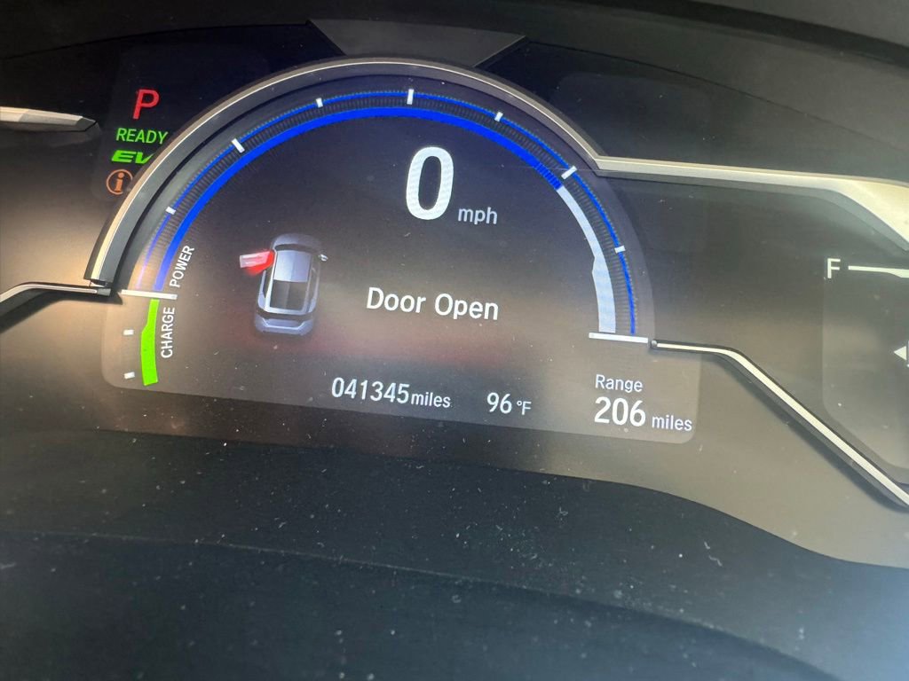 Used 2018 Honda Clarity Touring image 10