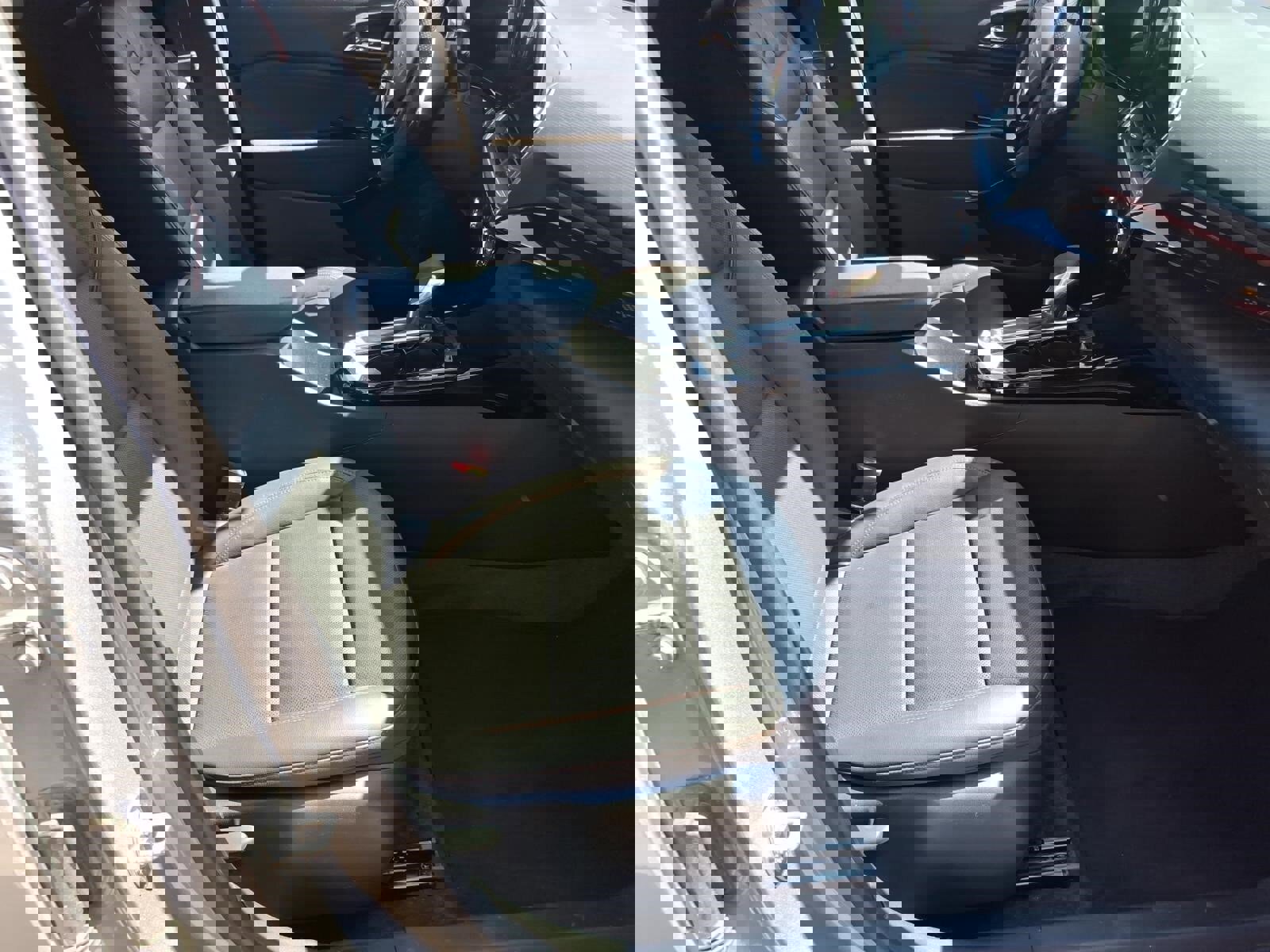 Used 2024 Chevrolet Trax RS w/ Driver Confidence Package image 6