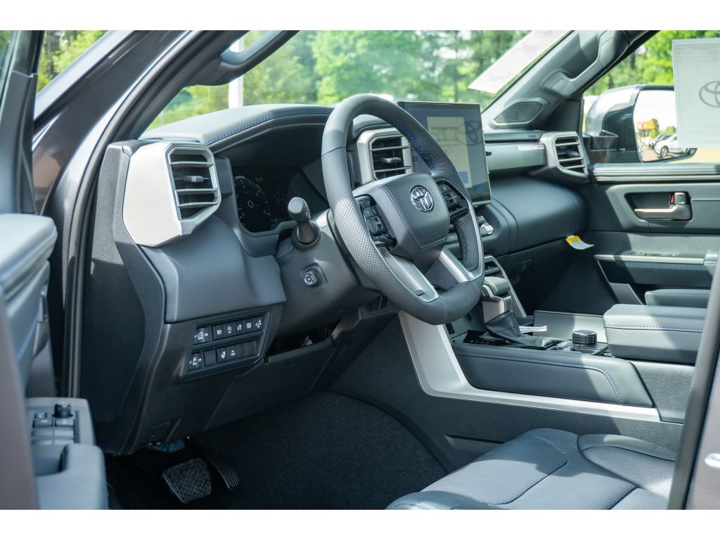 Used 2026 Toyota Tundra Platinum AWD/4WD image 11