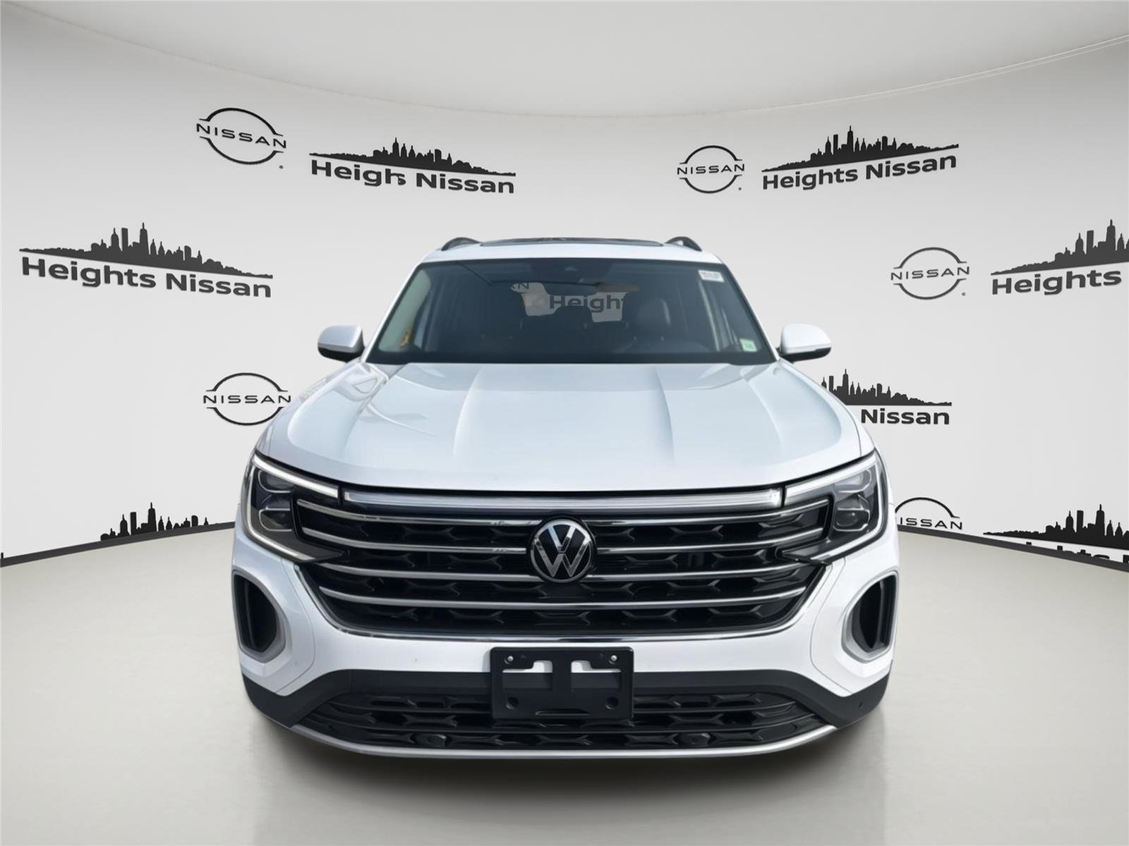 Used 2024 Volkswagen Atlas SE image 9
