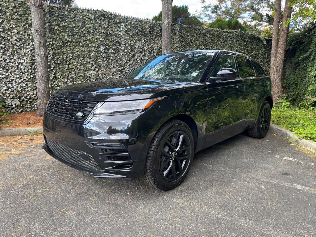 New 2026 Land Rover Range Rover Velar Dynamic SE
