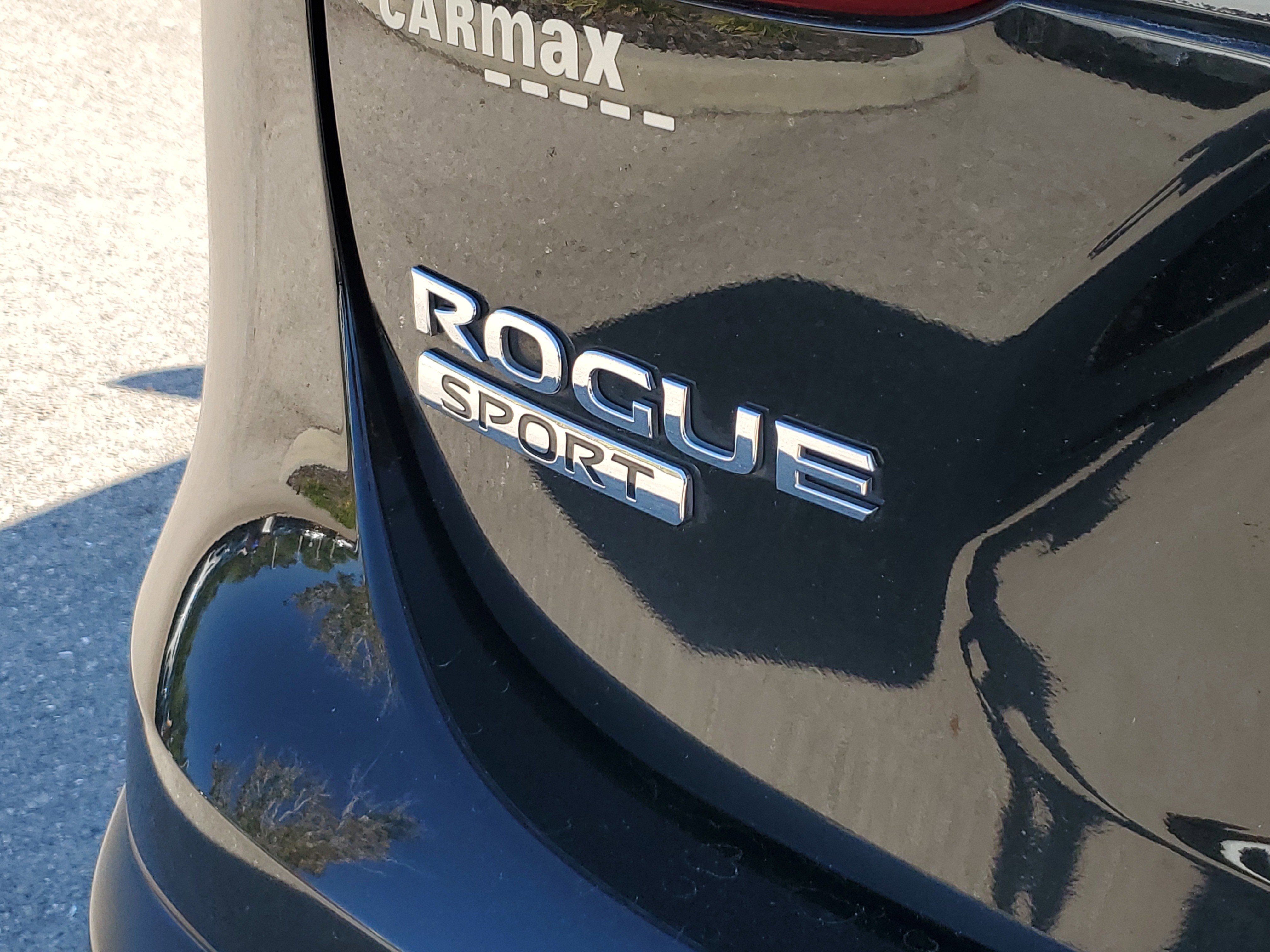 Used 2021 Nissan Rogue Sport SL image 12