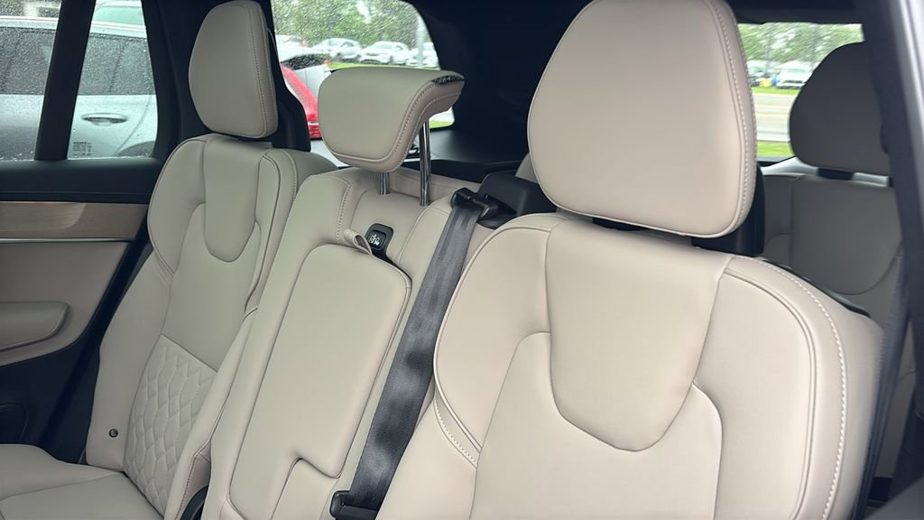 New 2026 Volvo XC90 T8 Plus AWD/4WD image 26