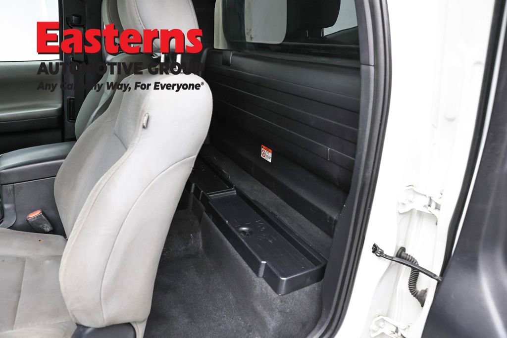 Used 2019 Toyota Tacoma SR image 20