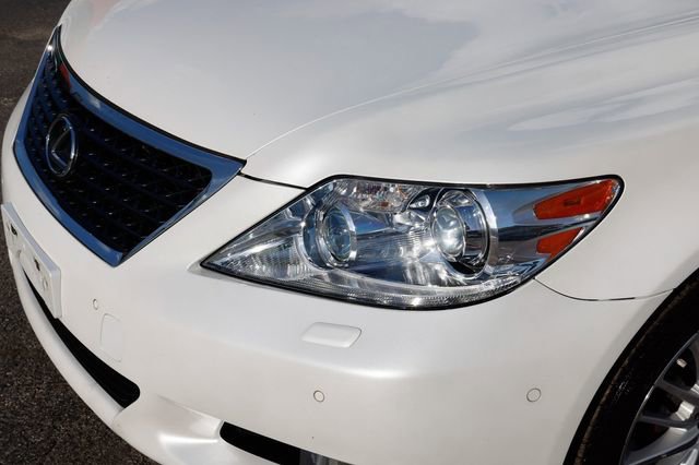 Used 2011 Lexus LS 460 w/ Sport Pkg image 31
