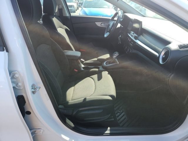 Used 2024 Kia Forte LXS FWD image 15