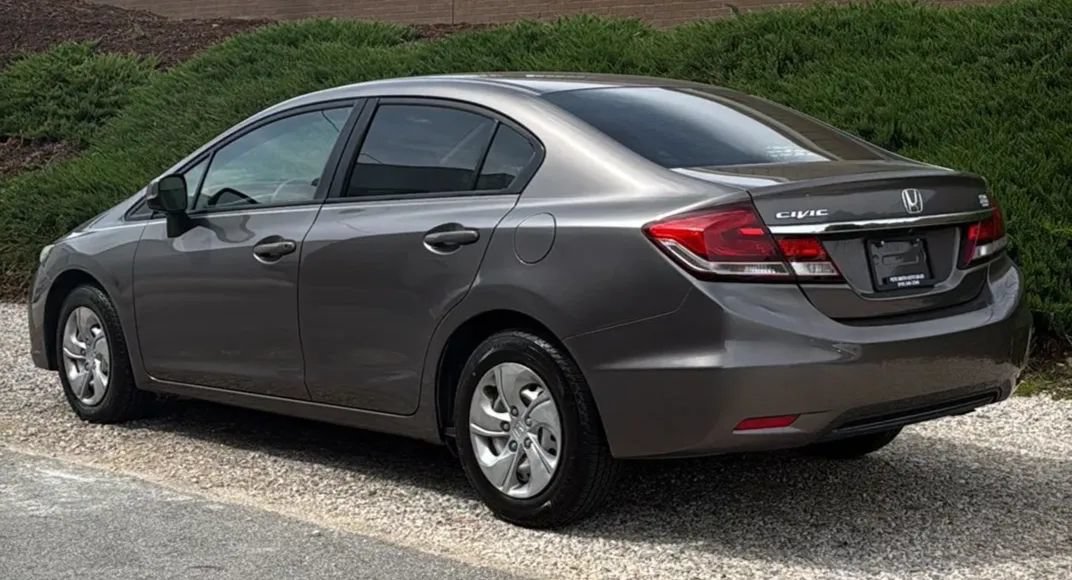 Used 2013 Honda Civic LX image 6