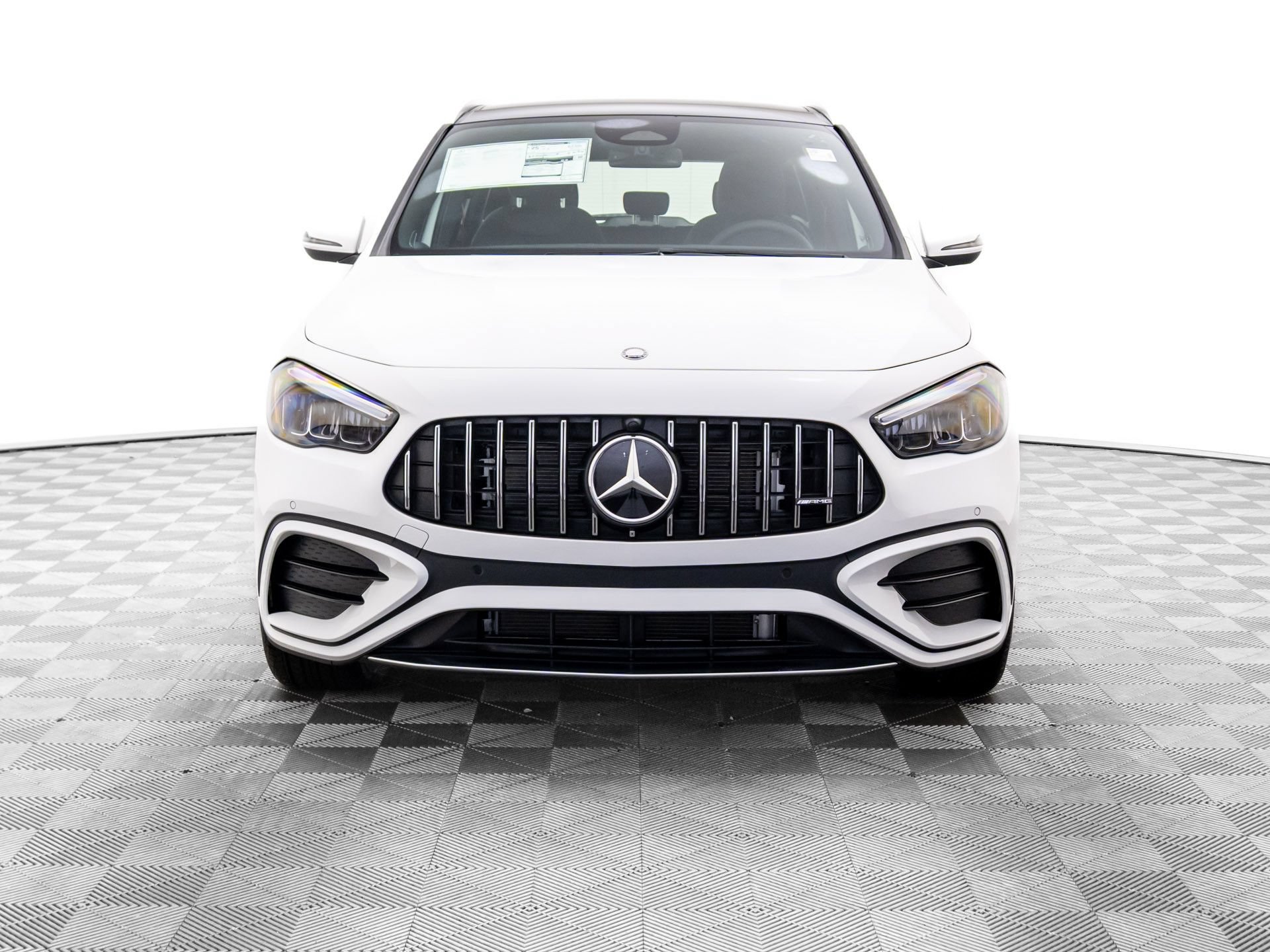 New 2026 Mercedes-Benz GLA 35 AMG 4MATIC image 9