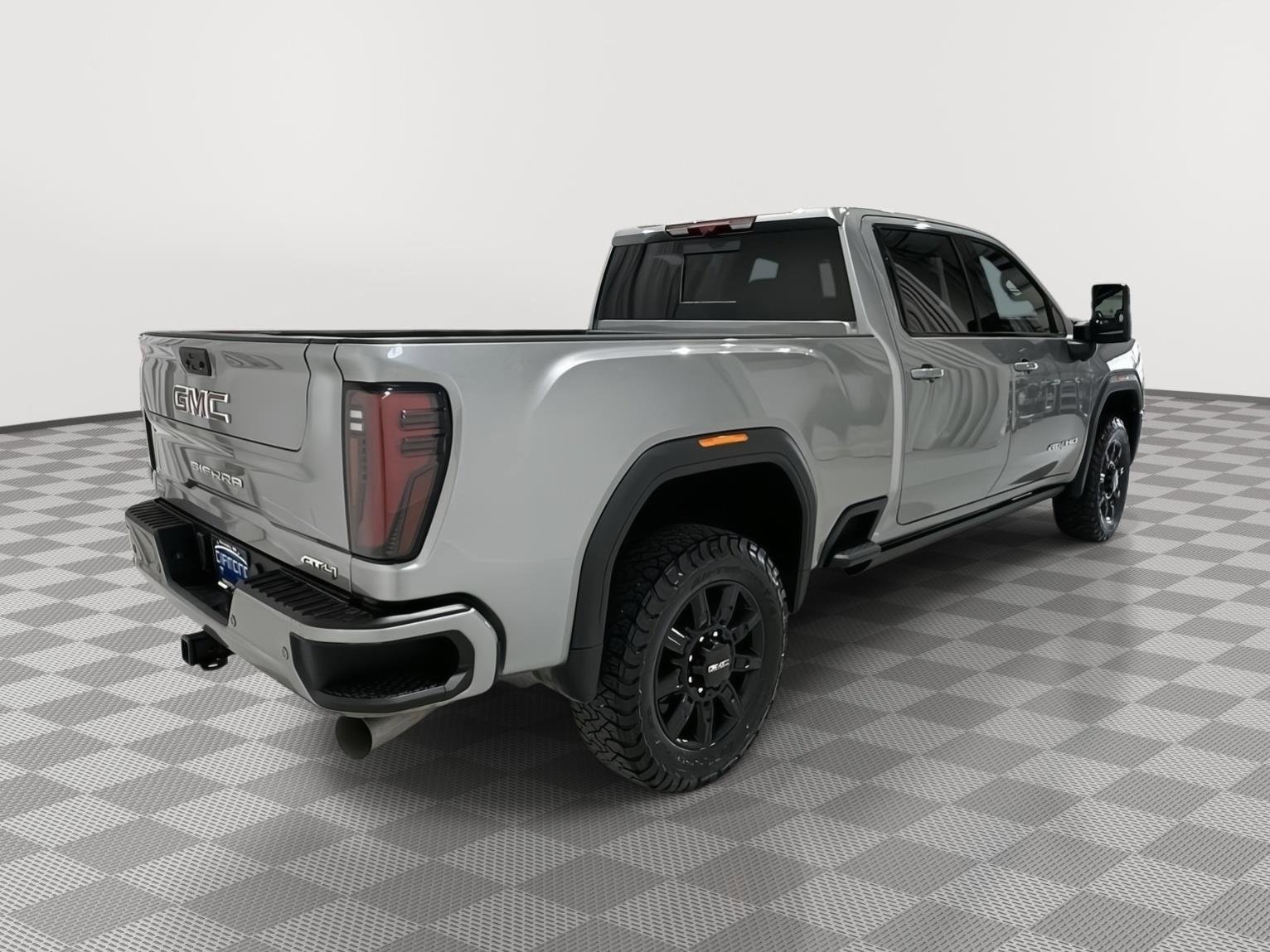 Used 2025 GMC Sierra 3500 AT4 w/ AT4 Premium Plus Package AWD/4WD image 5