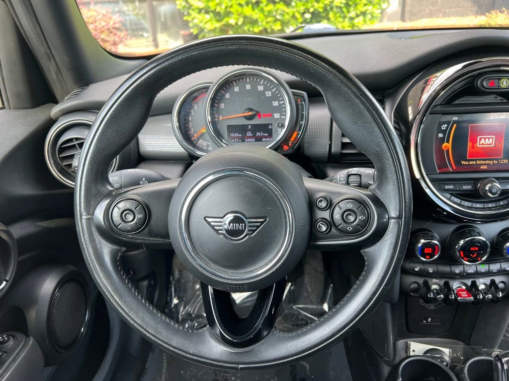 Used 2021 MINI Cooper 4-Door Hardtop image 36