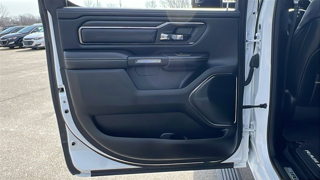 Used 2022 RAM 1500 Limited w/ Night Edition image 31