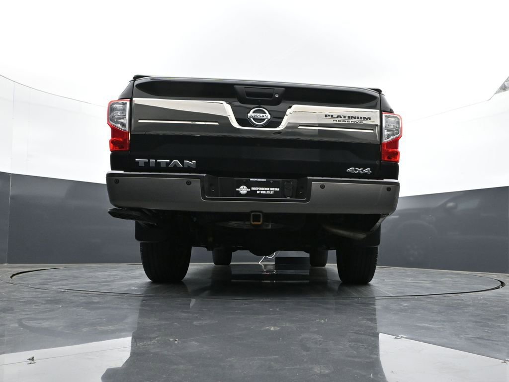 Used 2017 Nissan Titan Platinum Reserve AWD/4WD image 32