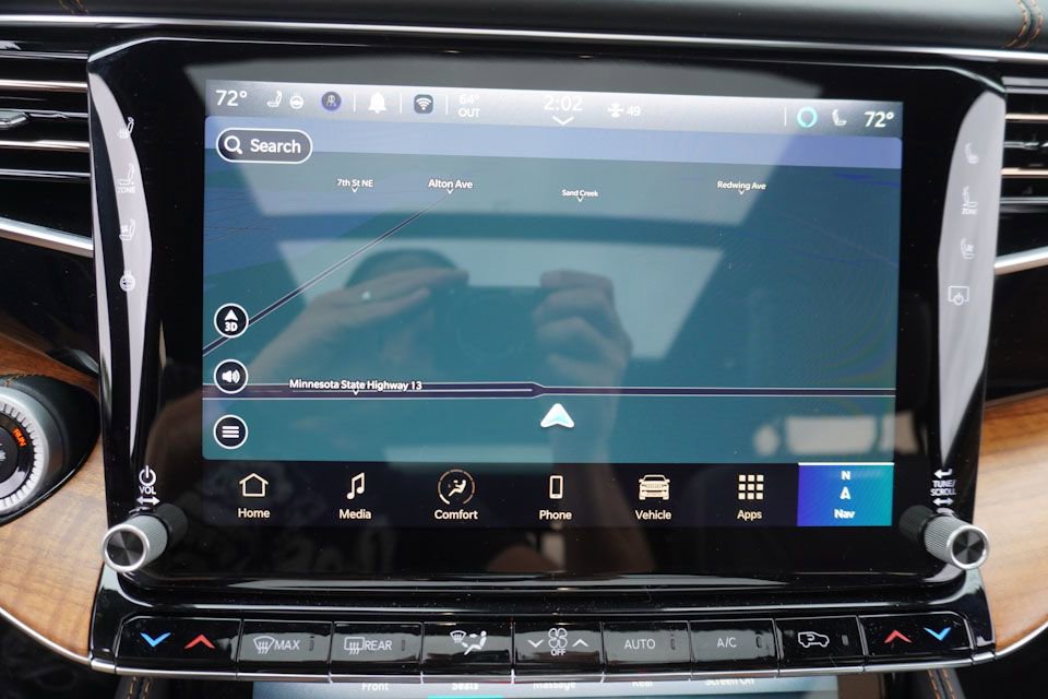 New 2024 Jeep Grand Wagoneer Series III image 19