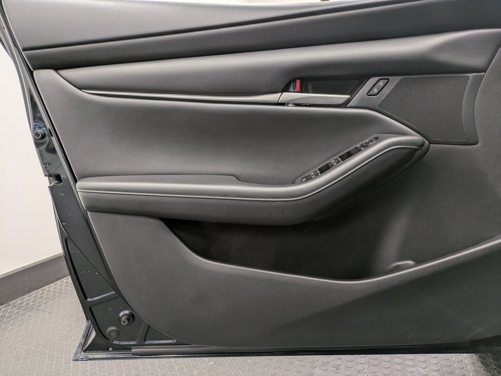 Certified 2020 MAZDA MAZDA3 AWD Sedan w/ Select Package image 8