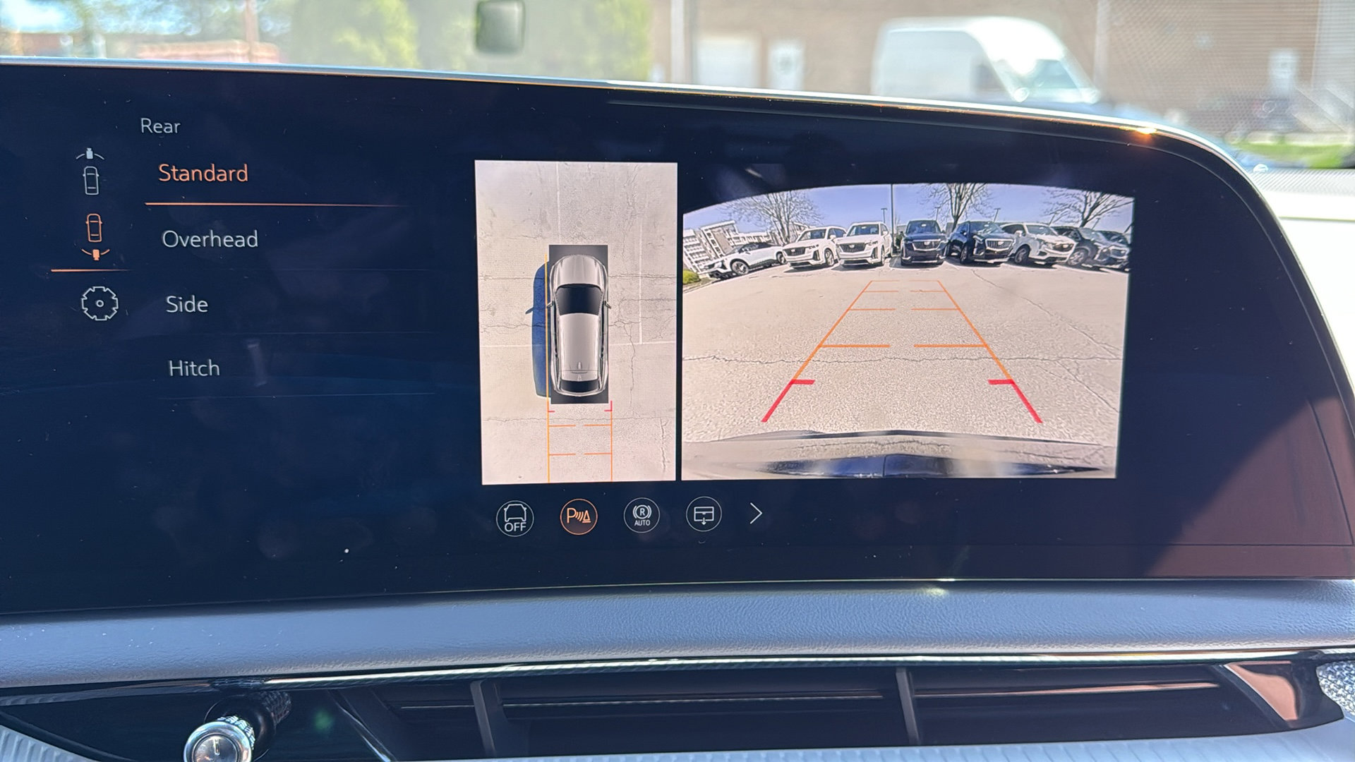 New 2026 Cadillac Optiq Sport 2 w/ LPO, Floor Liner Package AWD/4WD image 20