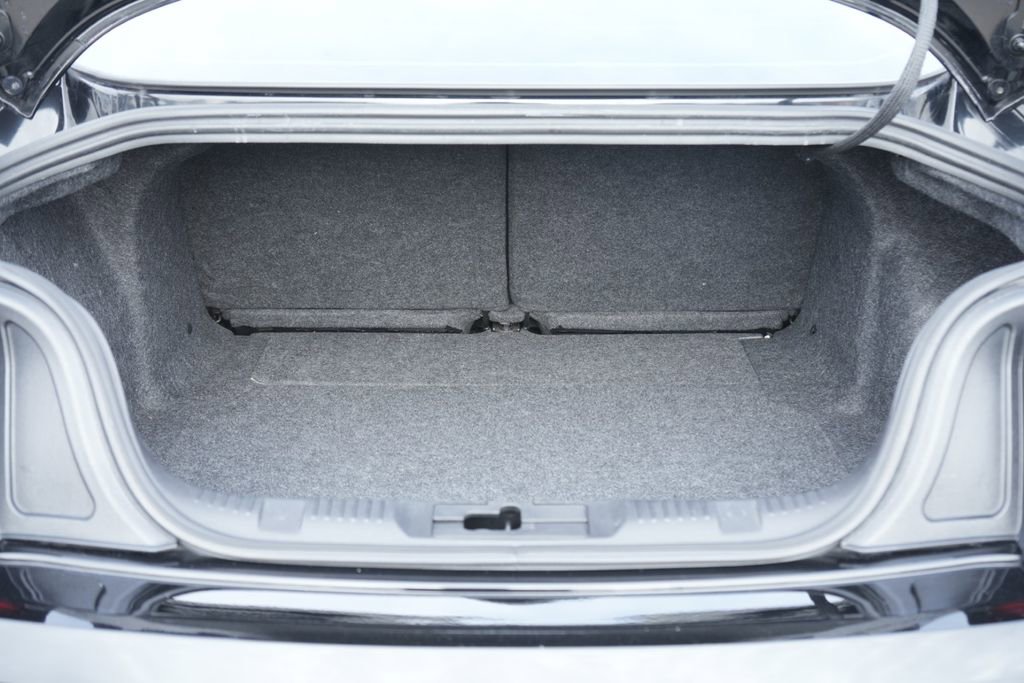 Used 2015 Ford Mustang Premium image 11