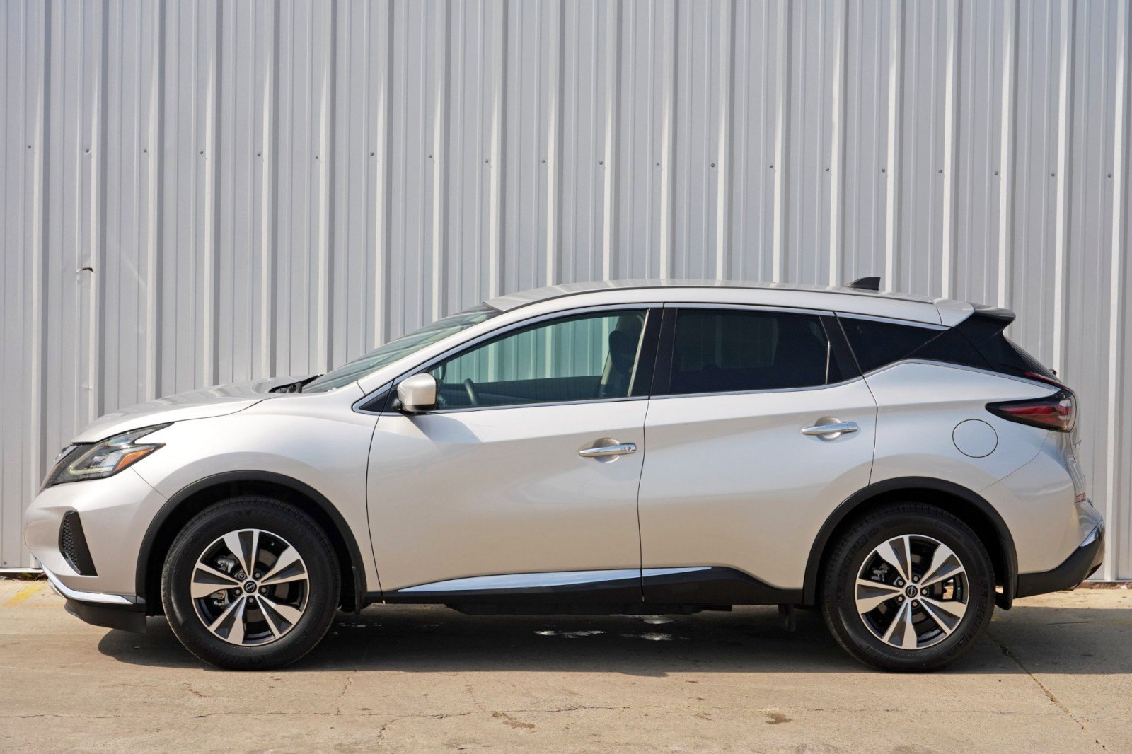 Used 2023 Nissan Murano S FWD image 40
