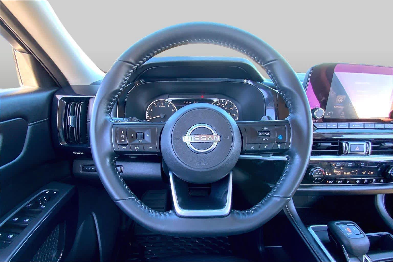 Used 2025 Nissan Pathfinder SV w/ Cargo Package FWD image 6
