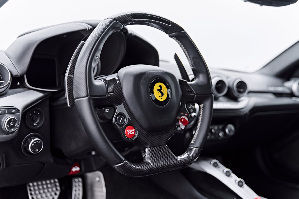 Used 2015 Ferrari F12 Berlinetta RWD image 2
