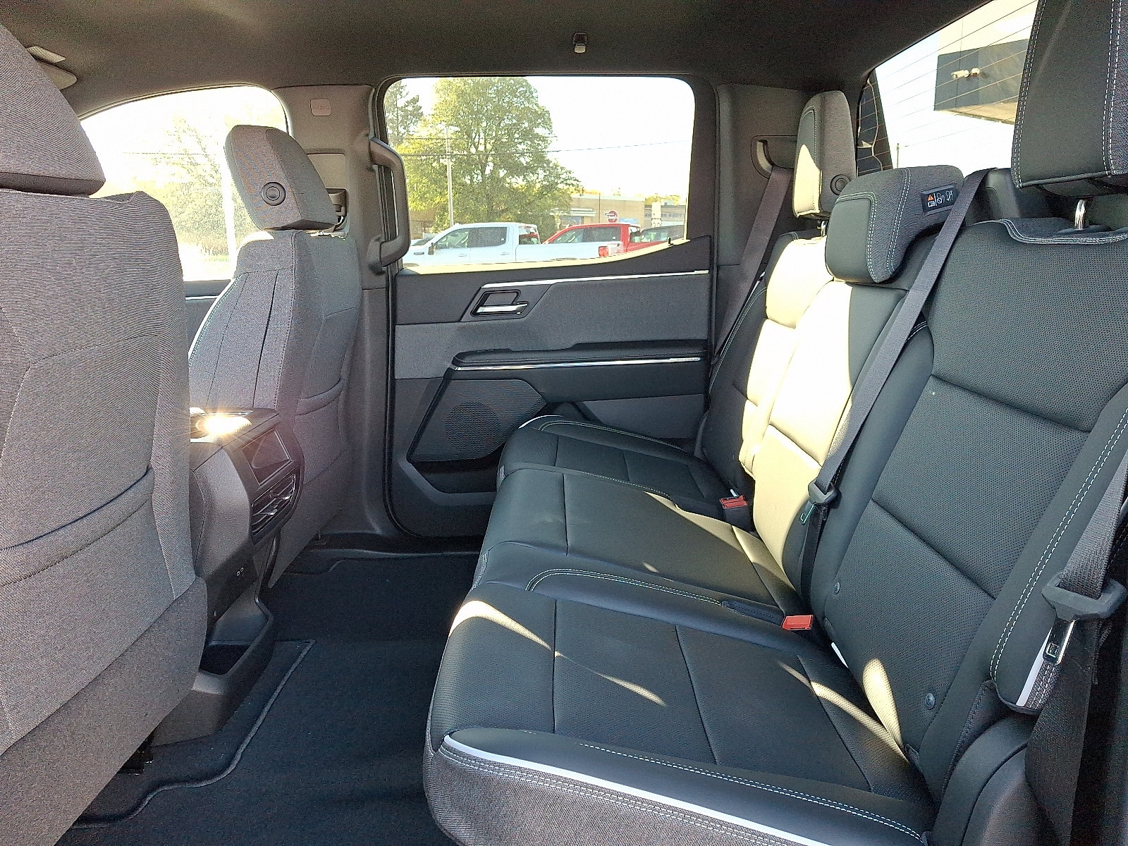 New 2026 GMC Sierra EV Elevation w/ LPO, Elevation Dark Package AWD/4WD image 5
