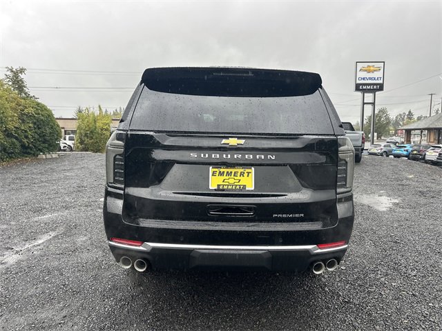 New 2026 Chevrolet Suburban Premier image 4