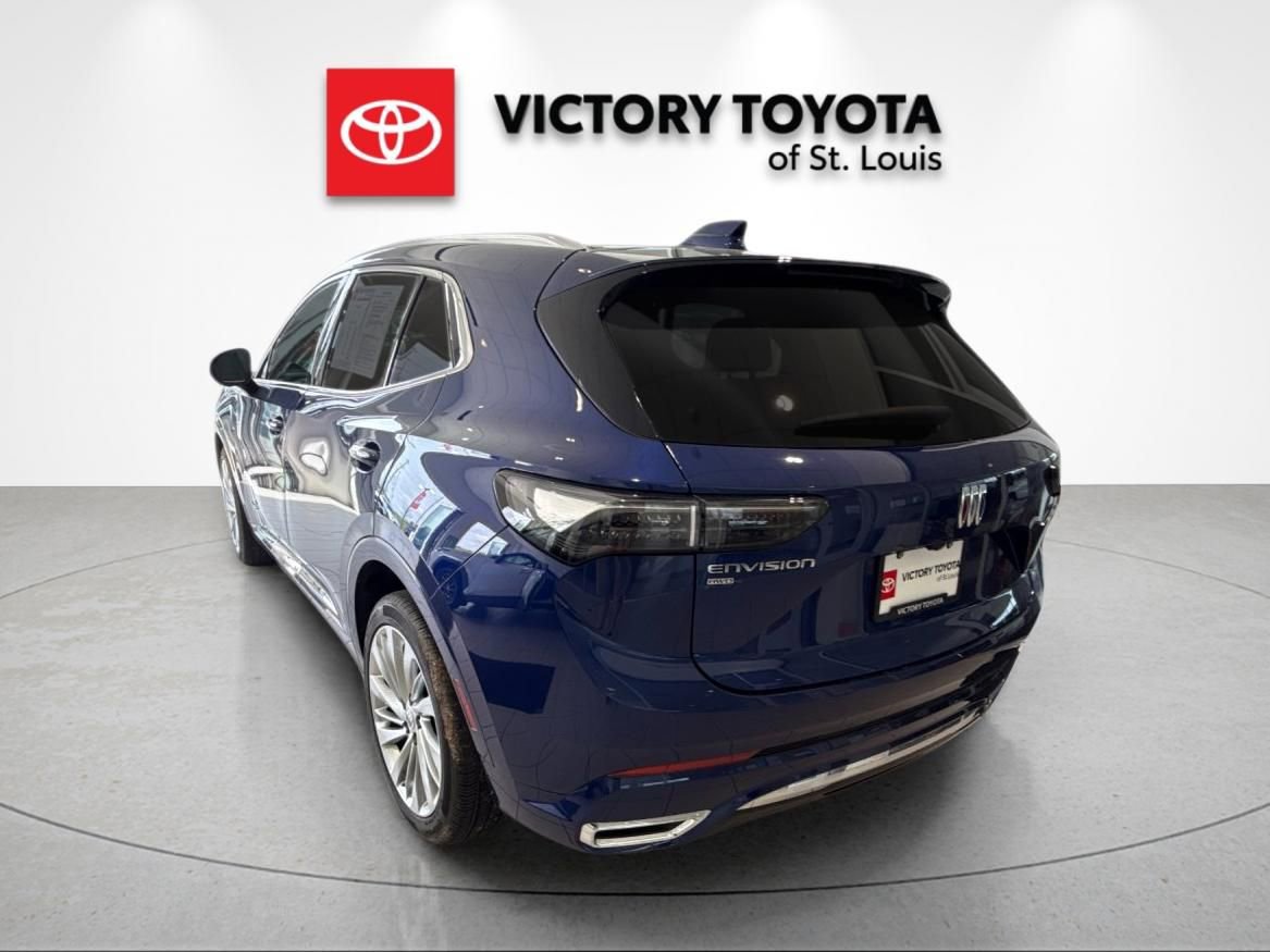 Used 2024 Buick Envision Avenir image 5