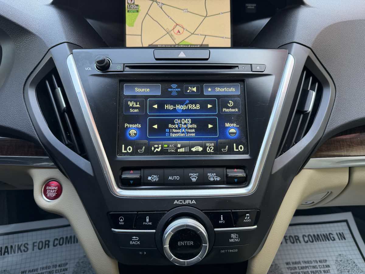 Used 2017 Acura MDX SH-AWD w/ Technology Package image 19